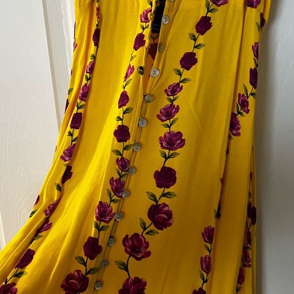 💛💐FOREVER21 floral maxi💐💛 - Picture 3 of 5